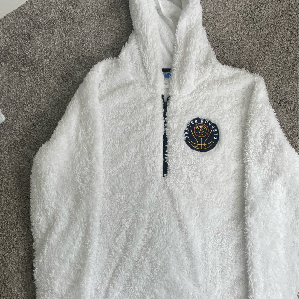 NBA Denver Nuggets White Womens fleece pullover sweatshirt Size L